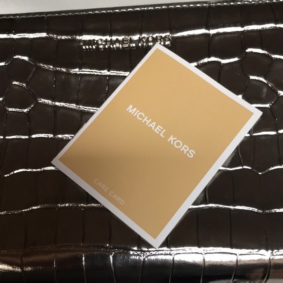 Michael Kors silver Travel Metallic Leather Clutch - Picture 7 of 7